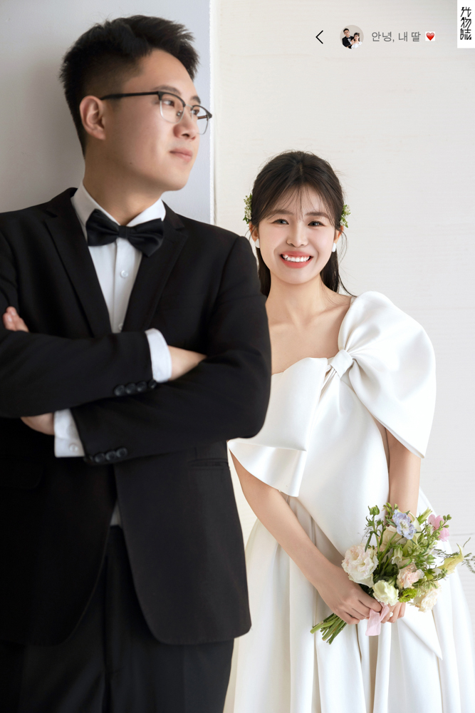 极致情绪！何先生杨女士极简棚拍婚纱照、极简棚拍、木子、唠嗑型选手，构图多变、情绪拿捏，特写YYDS、婚纱照