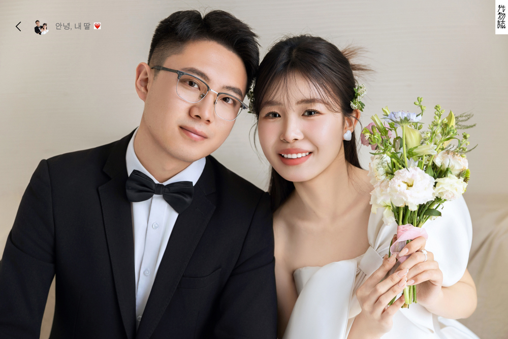 极致情绪！何先生杨女士极简棚拍婚纱照、极简棚拍、木子、唠嗑型选手，构图多变、情绪拿捏，特写YYDS、婚纱照