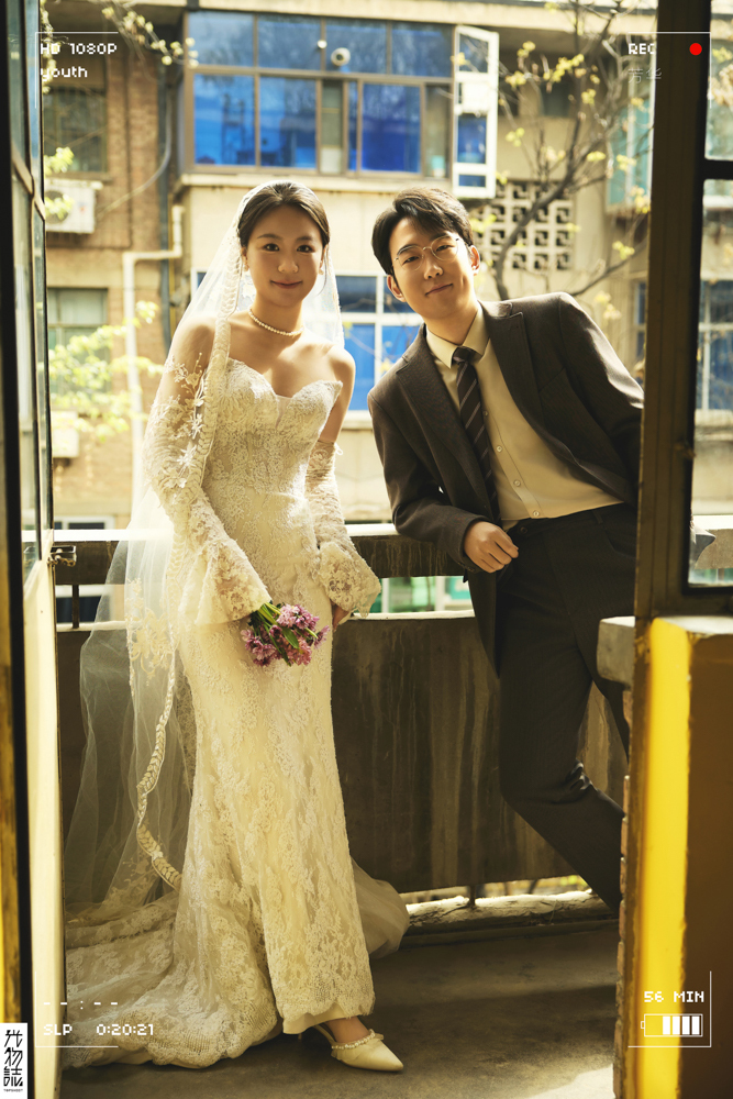 炒鸡甜~杨先生先生陈女士怀旧复古婚纱照、怀旧复古、木子、唠嗑型选手，构图多变、情绪拿捏，特写YYDS、婚纱照