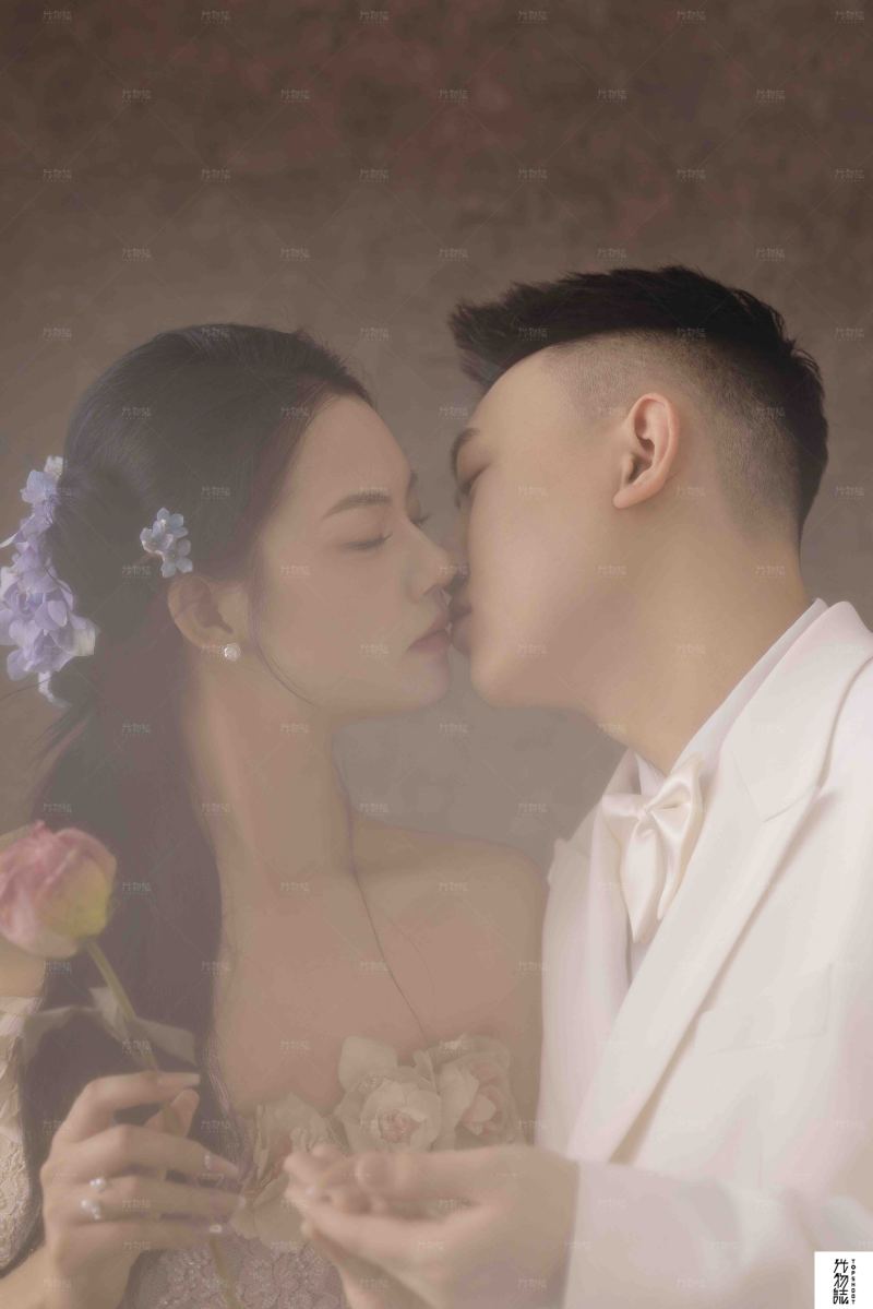 美到想哭1551姚先生董女士怀旧复古婚纱照、怀旧复古、徐才皓、好像在听单口相声，开心到直不起腰，幸福感MAX、婚纱照