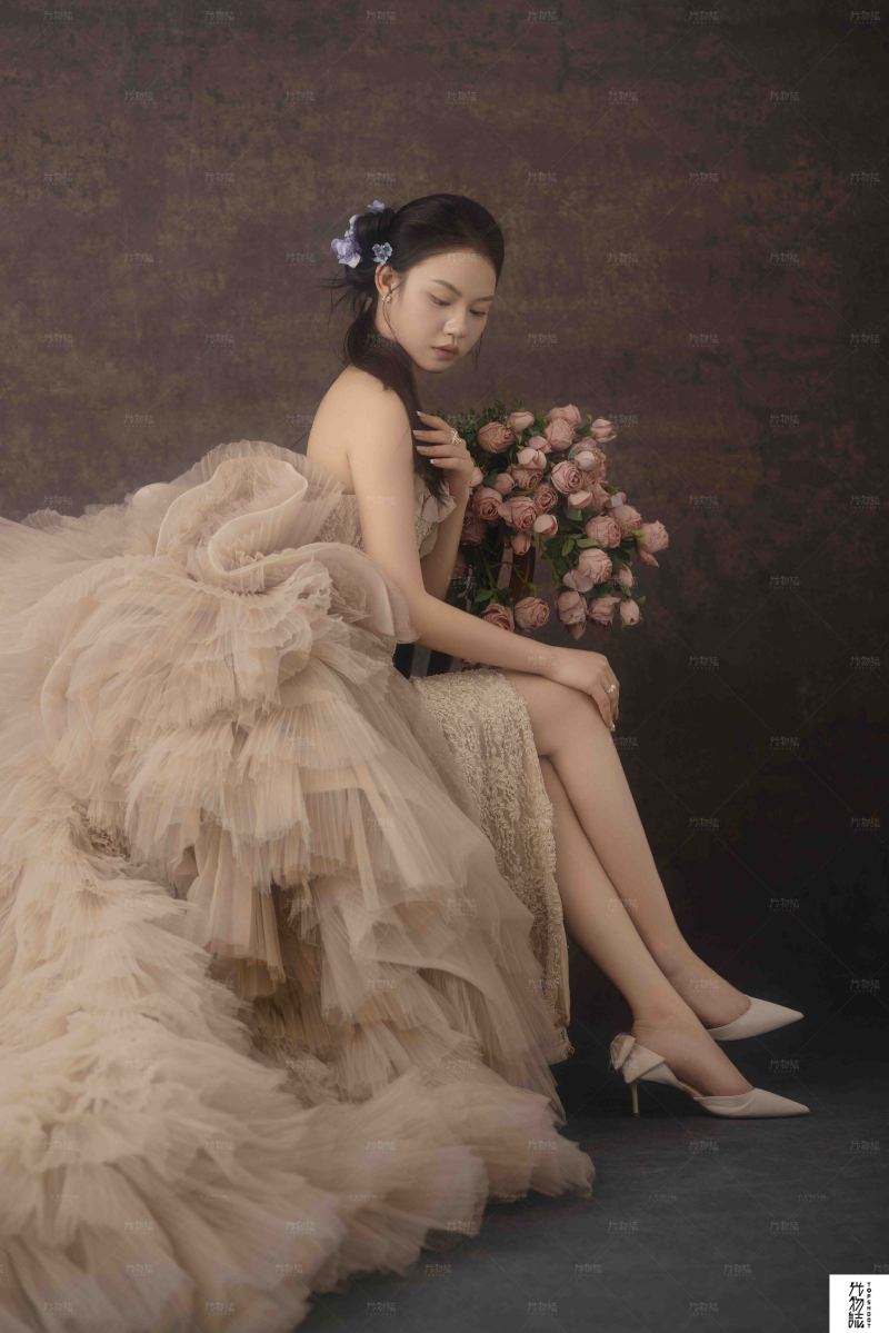 美到想哭1551姚先生董女士怀旧复古婚纱照、怀旧复古、徐才皓、好像在听单口相声，开心到直不起腰，幸福感MAX、婚纱照