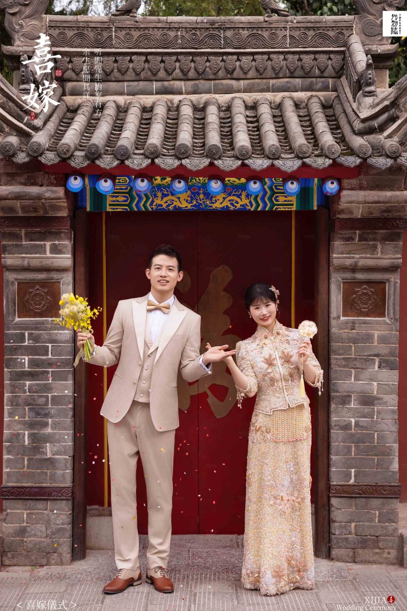 撒狗粮啦~胡鹏飞先生张静怡女士中式传承婚纱照、中式传承、白玛、怀疑是不是修导演系，拍照像电影一样的构图和质感、婚纱照