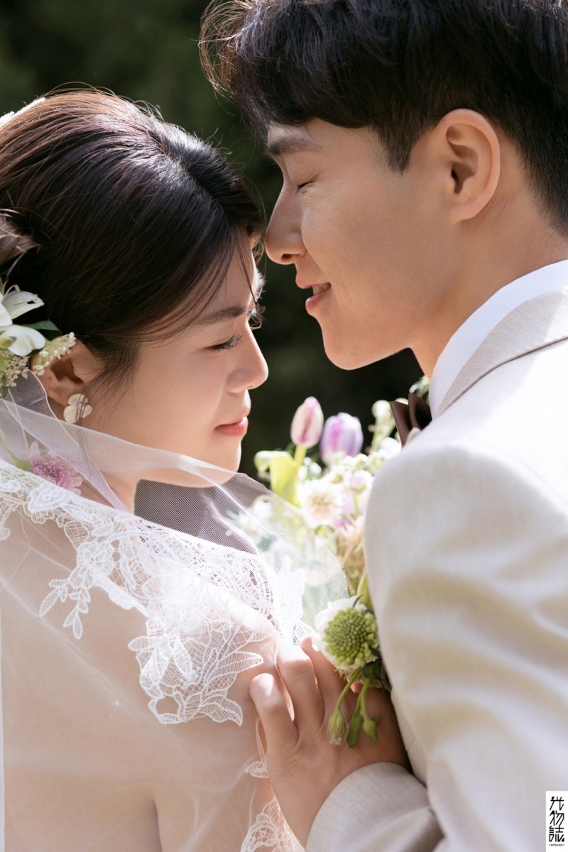 超级甜腻！董先生杨女士氛围森系婚纱照、氛围森系、艾辰、偷偷练过读心术，精准预判每一个想法，细腻到心里、婚纱照