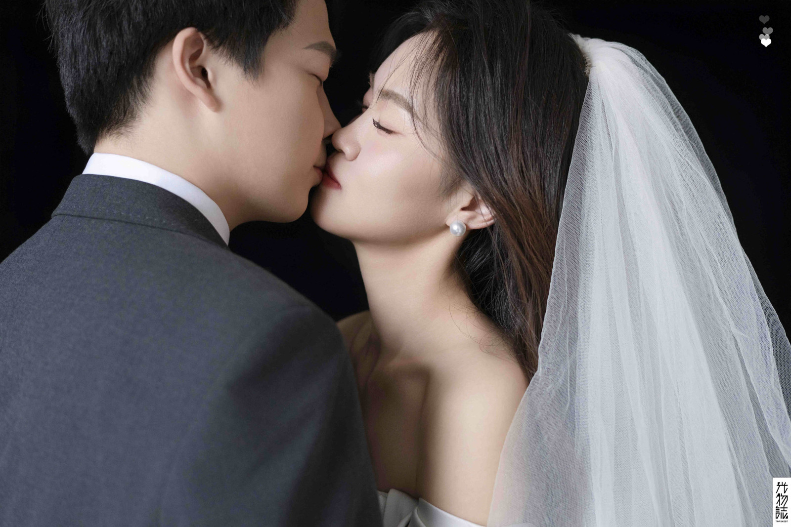 美到心里~叶先生极简棚拍婚纱照、极简棚拍、徐才皓、好像在听单口相声，开心到直不起腰，幸福感MAX、婚纱照