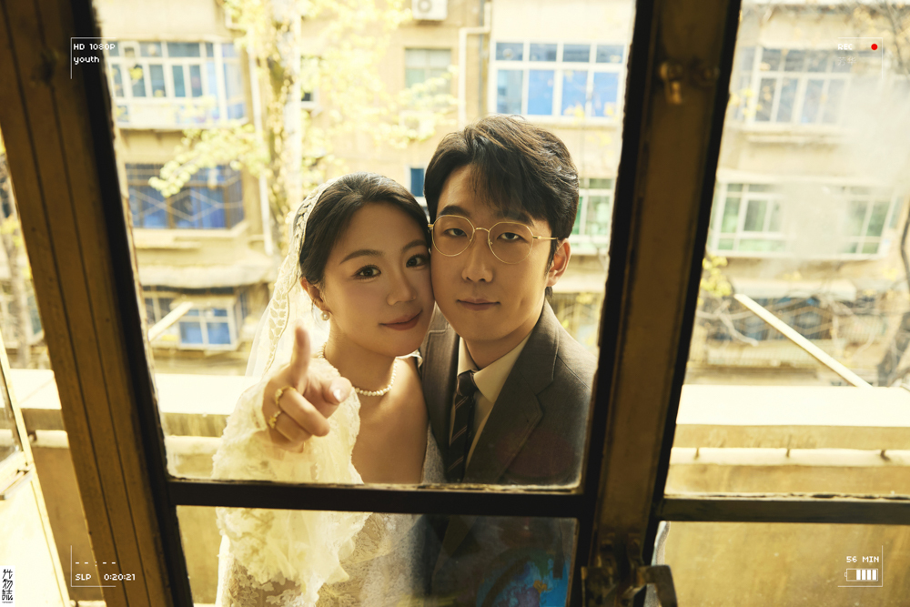 炒鸡甜~杨先生先生陈女士怀旧复古婚纱照、怀旧复古、木子、唠嗑型选手，构图多变、情绪拿捏，特写YYDS、婚纱照