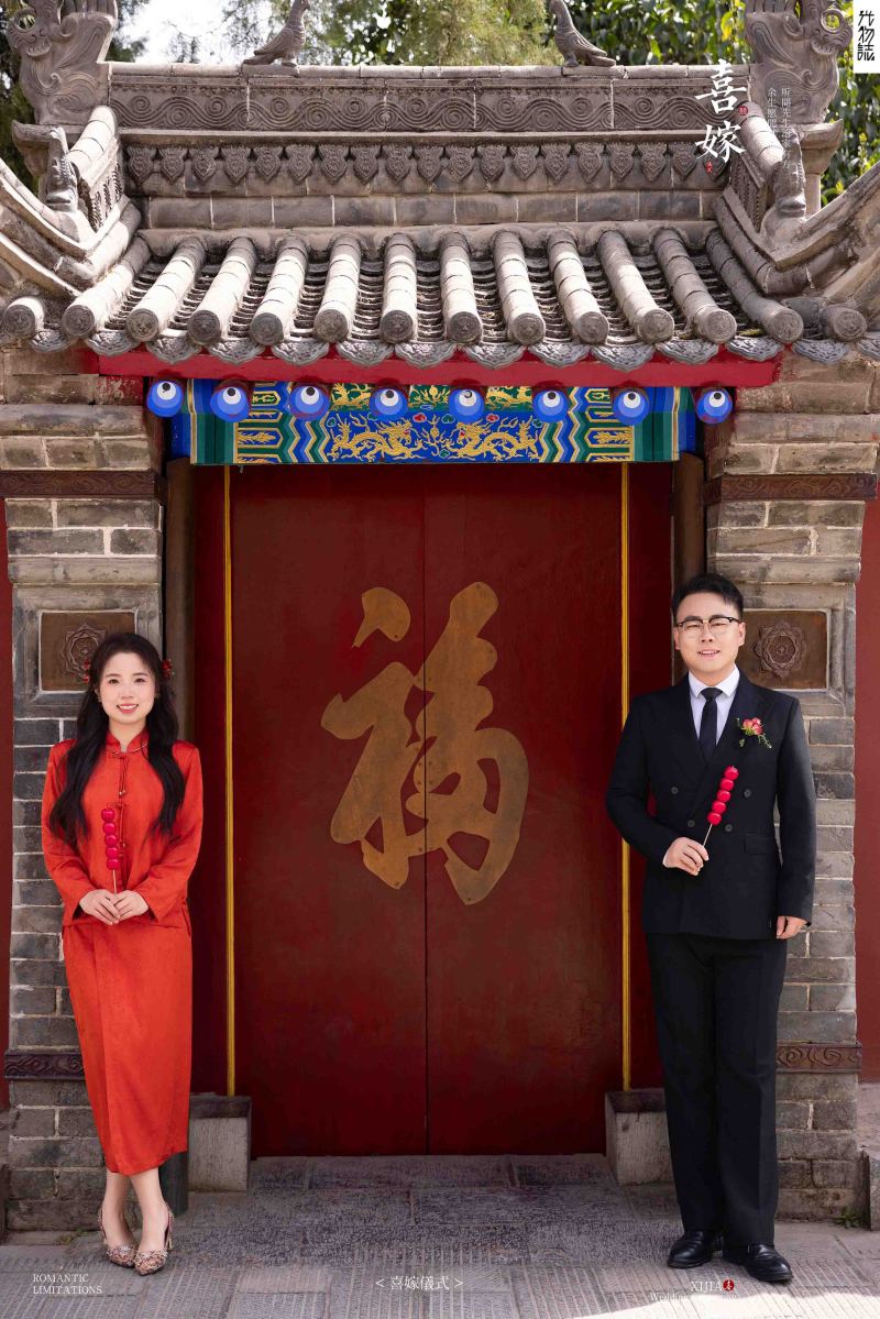 你的女孩(*^＠^*)任舵先生白雅婷女士中式传承婚纱照、中式传承、白玛、怀疑是不是修导演系，拍照像电影一样的构图和质感、婚纱照