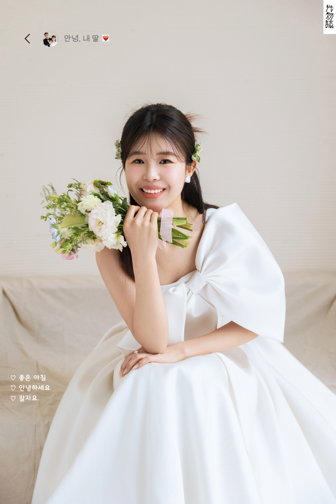 极致情绪！何先生杨女士极简棚拍婚纱照、极简棚拍、木子、唠嗑型选手，构图多变、情绪拿捏，特写YYDS、婚纱照