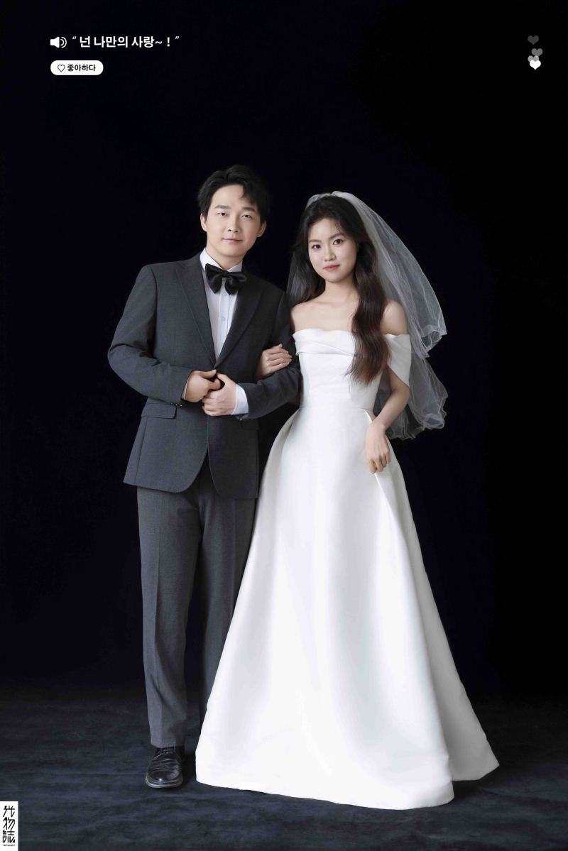 美到心里~叶先生极简棚拍婚纱照、极简棚拍、徐才皓、好像在听单口相声，开心到直不起腰，幸福感MAX、婚纱照