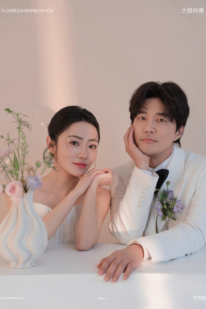 太太太太可了~~！王女士极简棚拍婚纱照、极简棚拍、刘康、六边形战士，不止是沟通，拍摄想法，创造思维样样拿捏。、婚纱照
