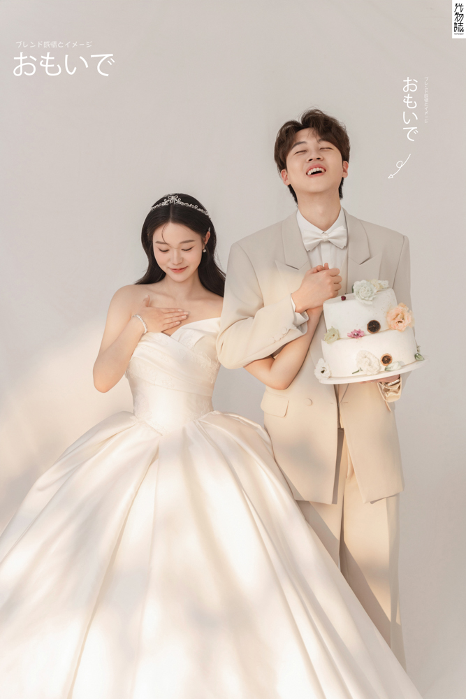 美到心里~马先生李女士极简棚拍婚纱照、极简棚拍、刘康、六边形战士，不止是沟通，拍摄想法，创造思维样样拿捏。、婚纱照