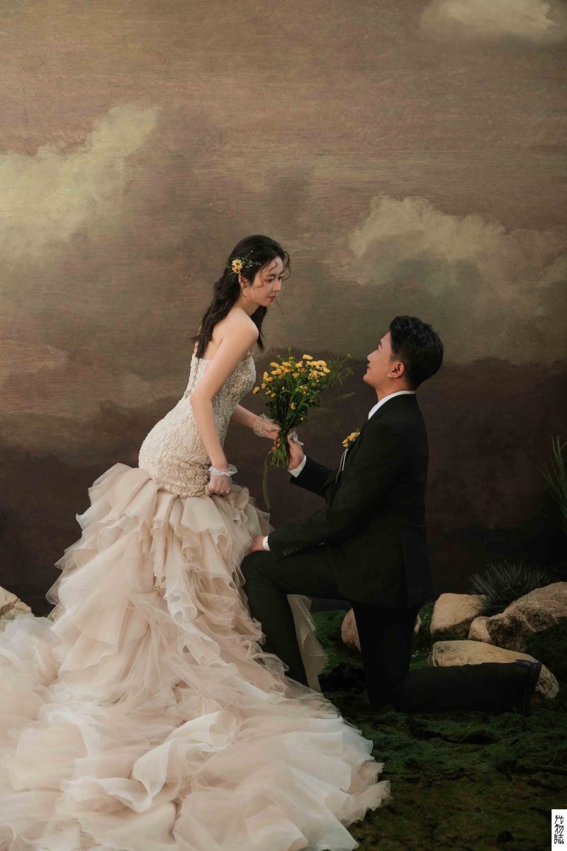 太太太太可了~~！杨先生杨女士极简棚拍婚纱照、极简棚拍、正林、眼睛就是测光仪，任何场地都能发挥成MVP、婚纱照