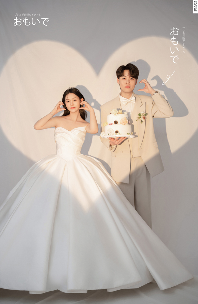 美到心里~马先生李女士极简棚拍婚纱照、极简棚拍、刘康、六边形战士，不止是沟通，拍摄想法，创造思维样样拿捏。、婚纱照