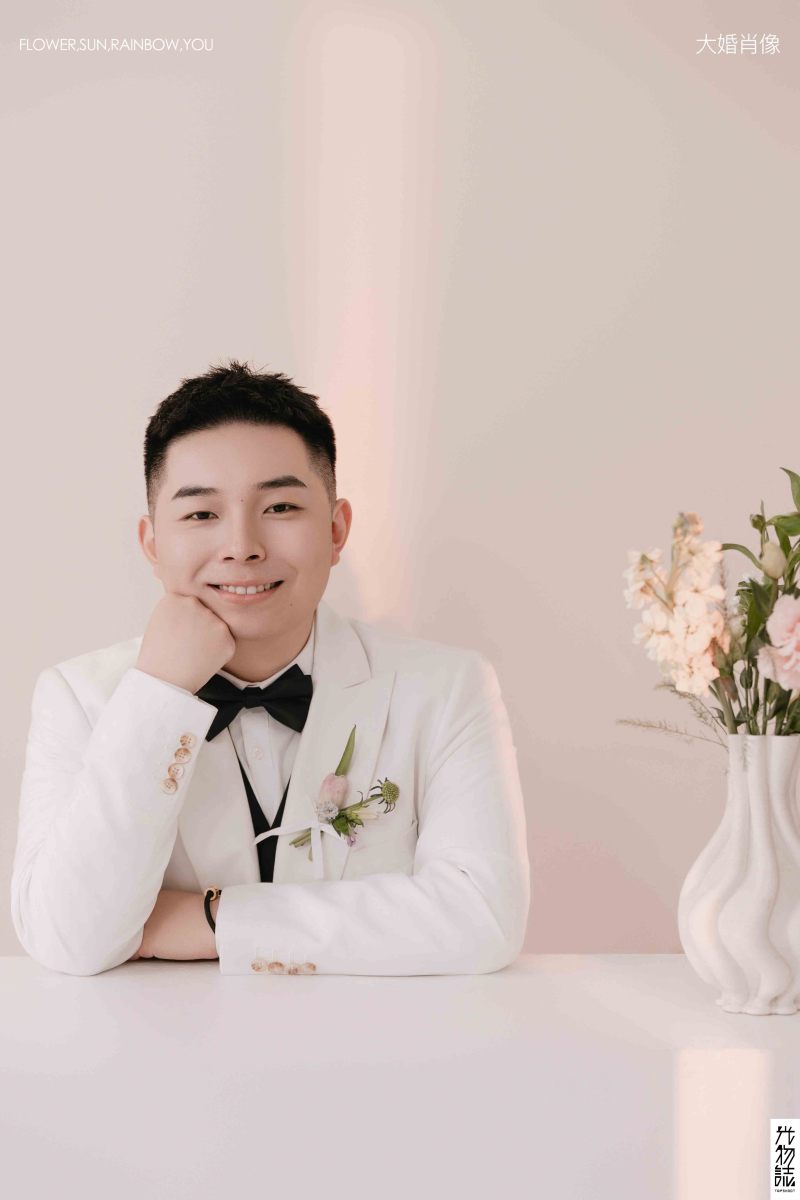 新鲜出炉:)丁嘉伟大先生冯杨女士极简棚拍婚纱照、极简棚拍、正林、眼睛就是测光仪，任何场地都能发挥成MVP、婚纱照