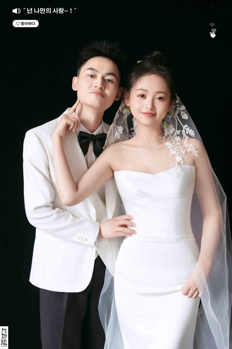 恋爱日记*马英杰先生刘浩女士极简棚拍婚纱照、极简棚拍、正林、眼睛就是测光仪，任何场地都能发挥成MVP、婚纱照