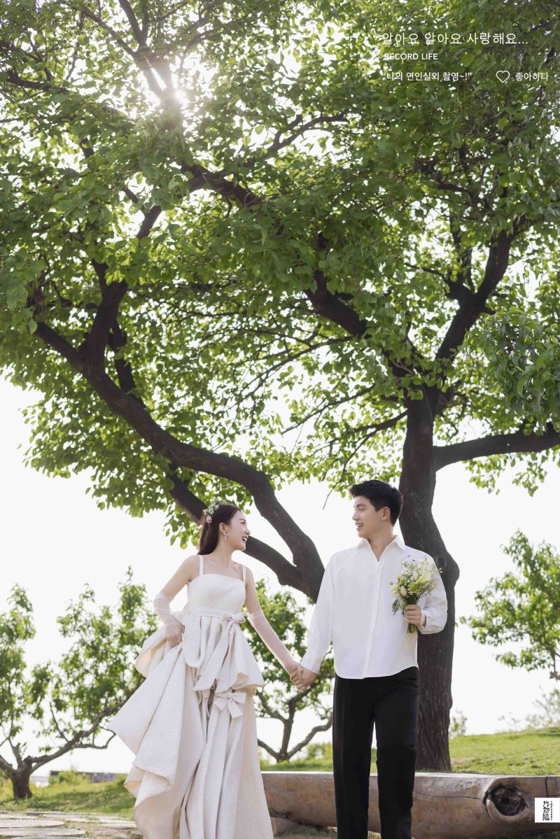 可甜可爱da刘先生白女士氛围森系婚纱照、氛围森系  物誌生活、徐才皓、好像在听单口相声，开心到直不起腰，幸福感MAX、婚纱照