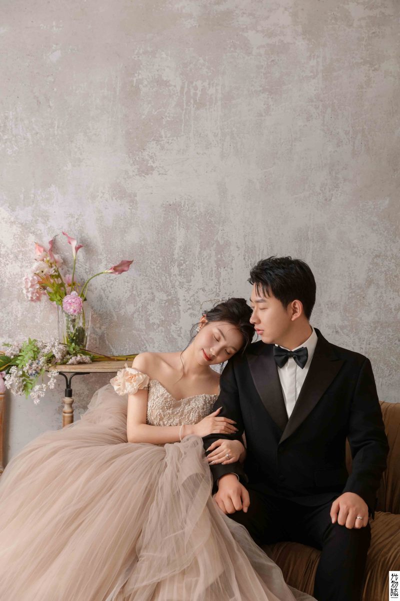 美到想哭1551任先生女士极简棚拍婚纱照、极简棚拍、正林、眼睛就是测光仪，任何场地都能发挥成MVP、婚纱照