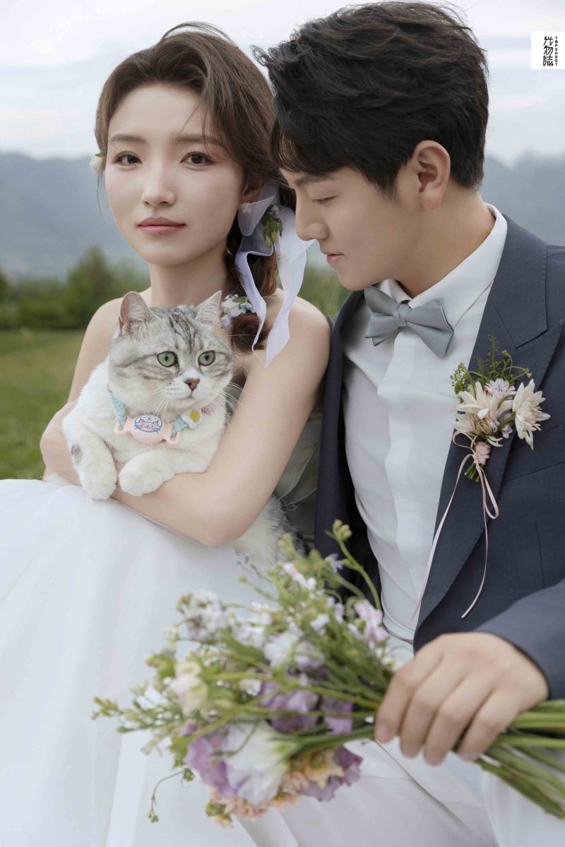 爱了~爱了~谷先生关女士氛围森系婚纱照、氛围森系、于志尧、光影掌控者、情绪的记录者。唠一唠，欢乐的一天 美美的照片。、婚纱照