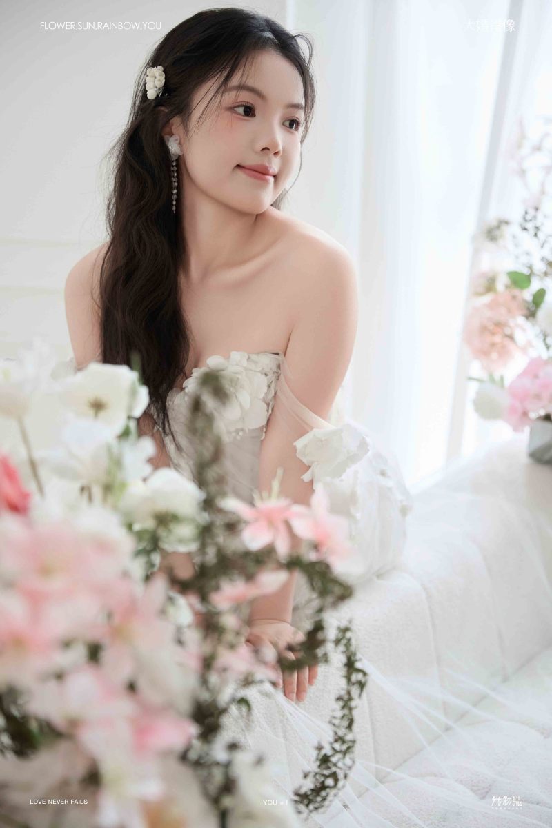 迟浩然先生吴咪女士极简棚拍婚纱照、极简棚拍、正林、眼睛就是测光仪，任何场地都能发挥成MVP、婚纱照