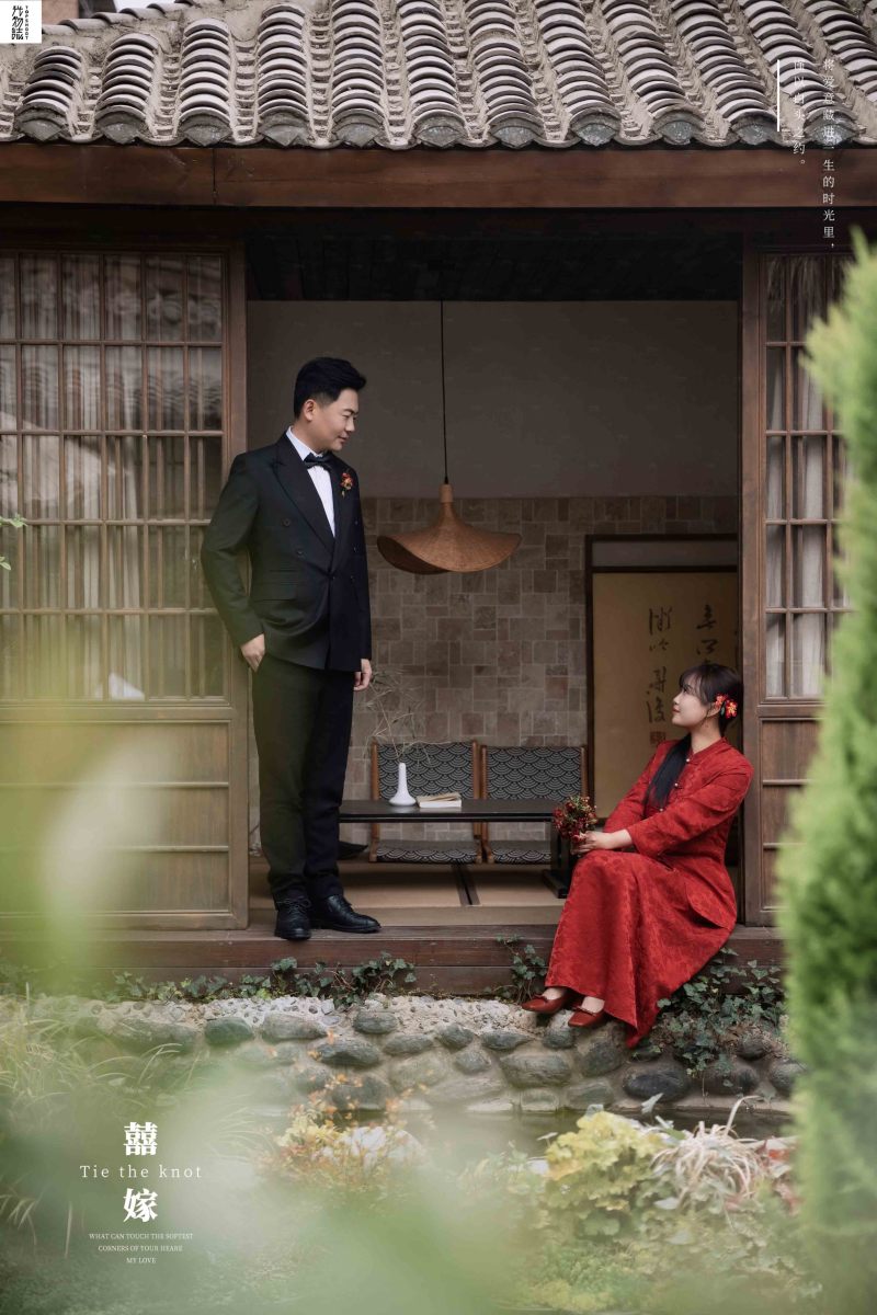 幸福感爆棚孙东先生王婕女士中式传承婚纱照、中式传承、韩松、行走的放大镜，现场细节，姿态指导的掌控者、婚纱照