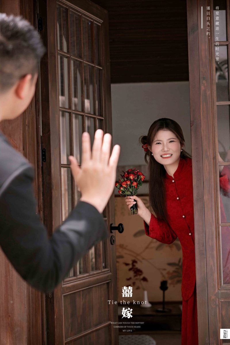 宝藏情侣~胡先生杨女士物誌生活婚纱照、物誌生活、白玛、怀疑是不是修导演系，拍照像电影一样的构图和质感、婚纱照