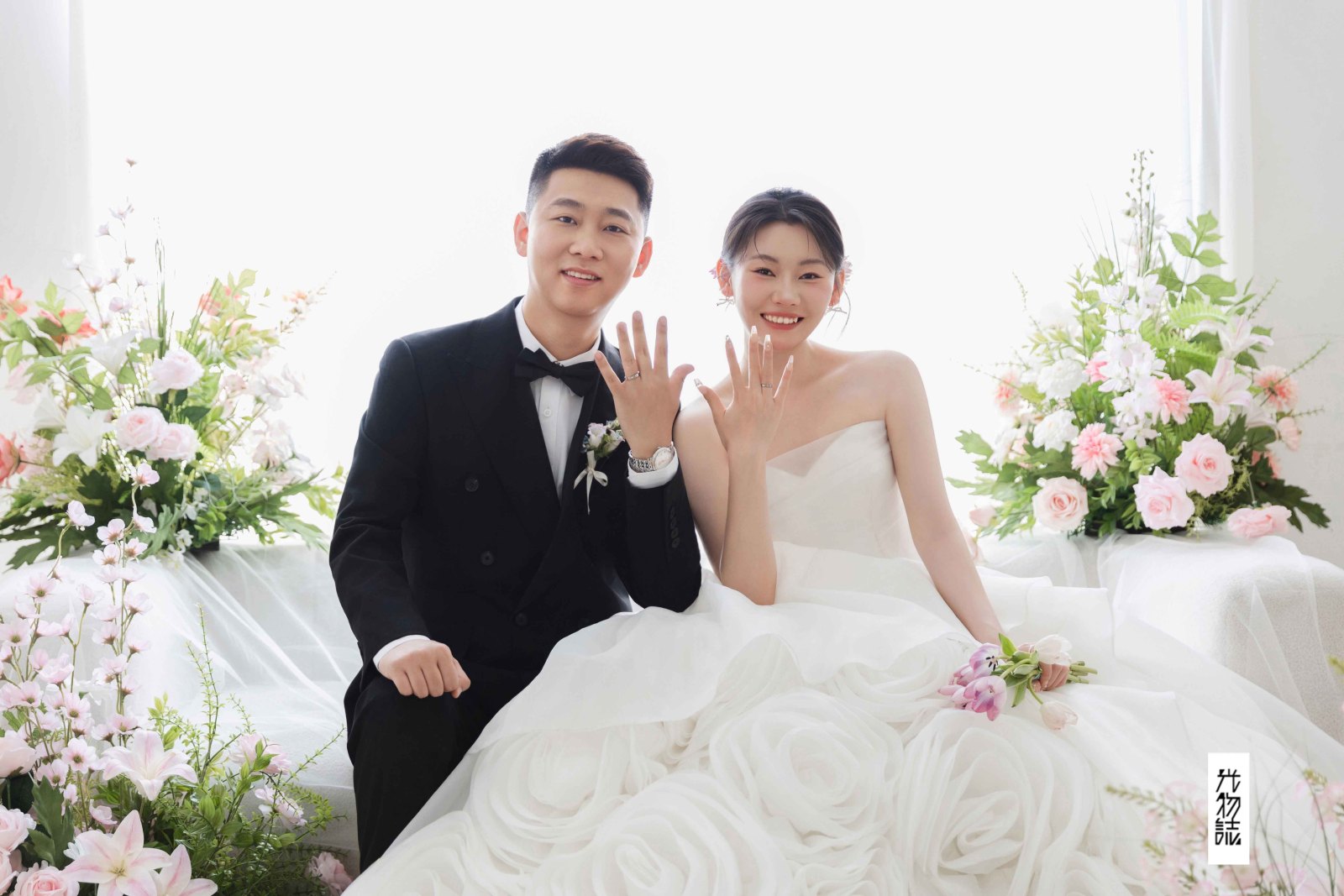花与奥莉、极简棚拍、