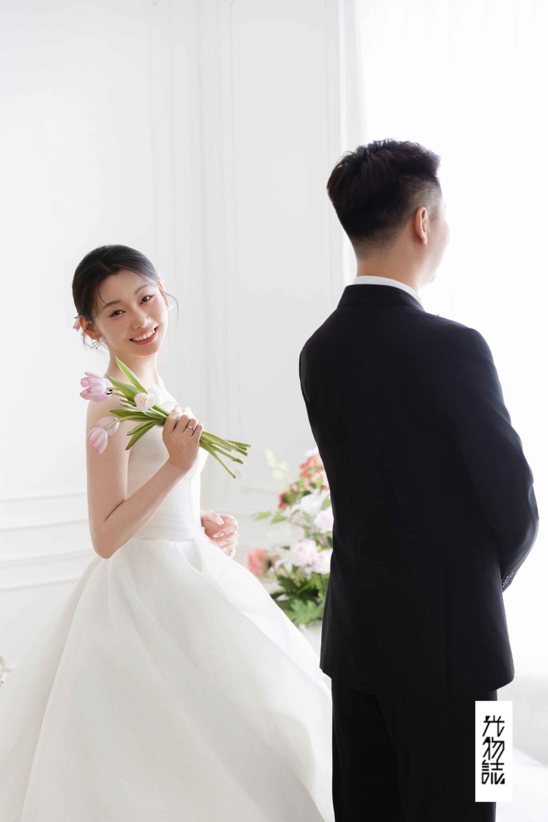 花与奥莉、极简棚拍、
