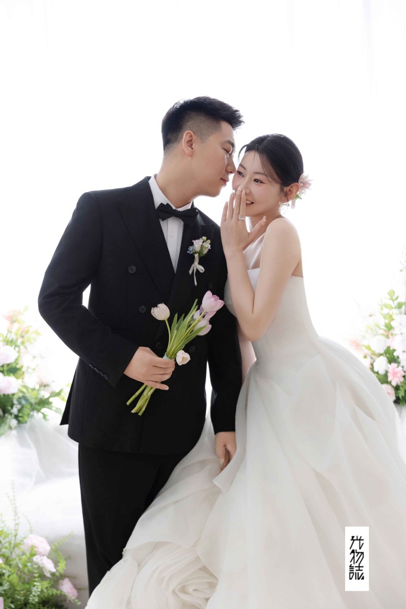 花与奥莉、极简棚拍、