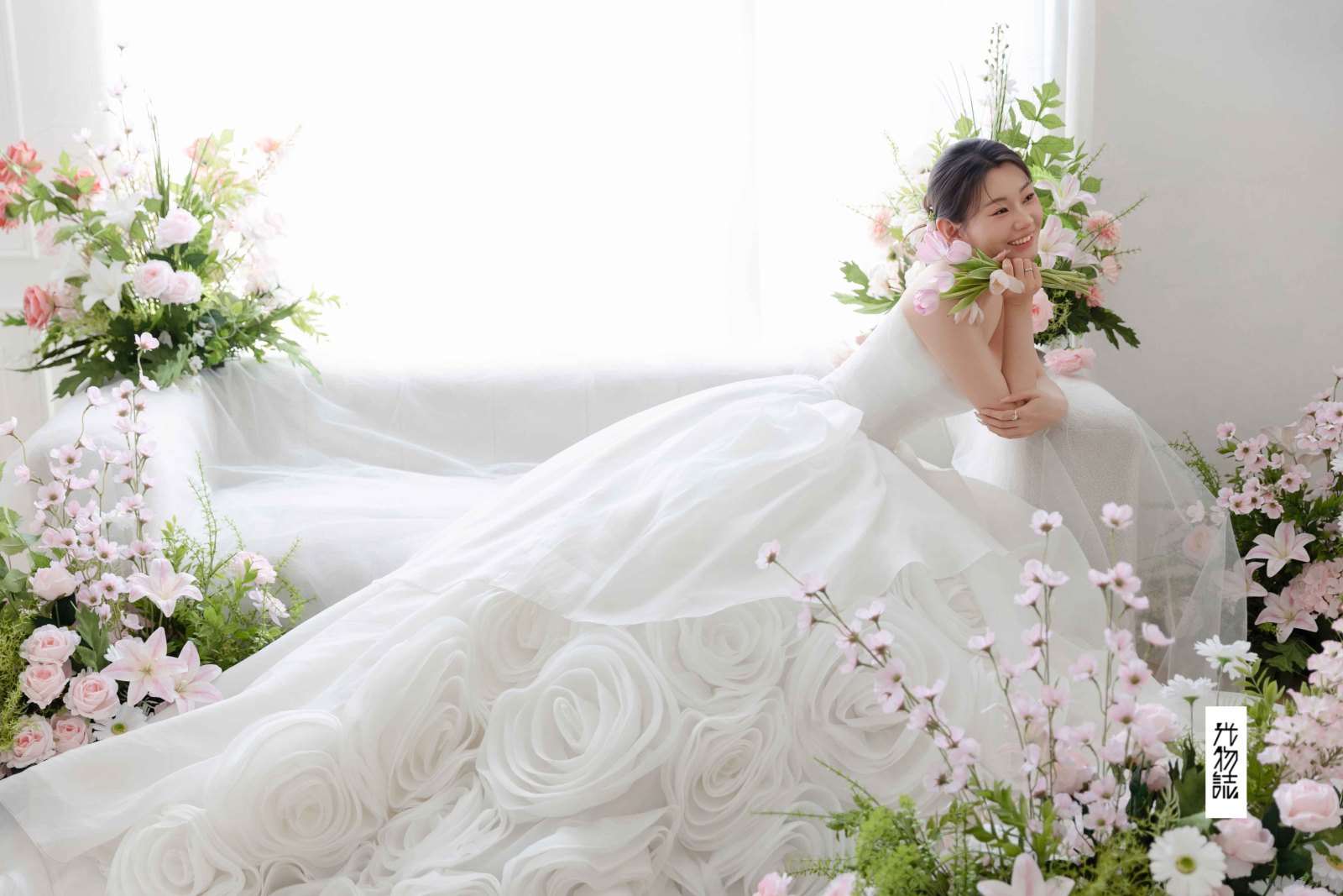 花与奥莉、极简棚拍、