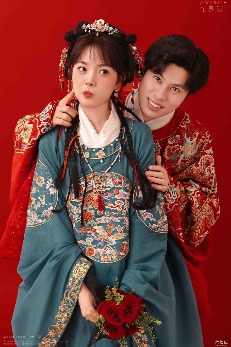 美到想哭1551邓先生王女士极简棚拍婚纱照、极简棚拍、毛磊、谁说拍照不能freestyle，创作灵感像吃了炫迈停不下来、婚纱照