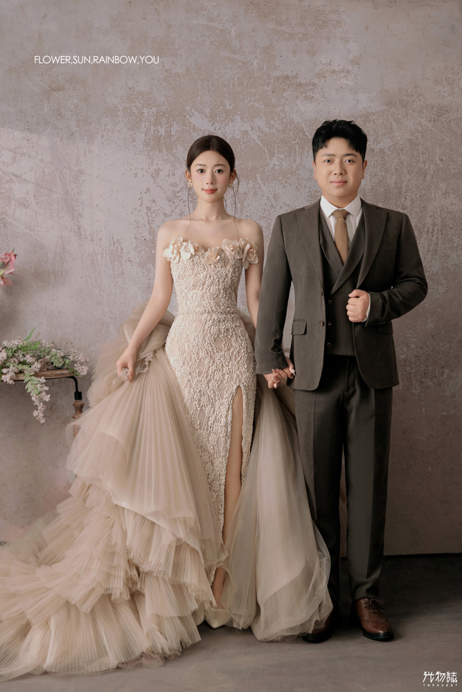 美到想哭1551刘航先生崔洋洋女士怀旧复古婚纱照、怀旧复古、木子、唠嗑型选手，构图多变、情绪拿捏，特写YYDS、婚纱照