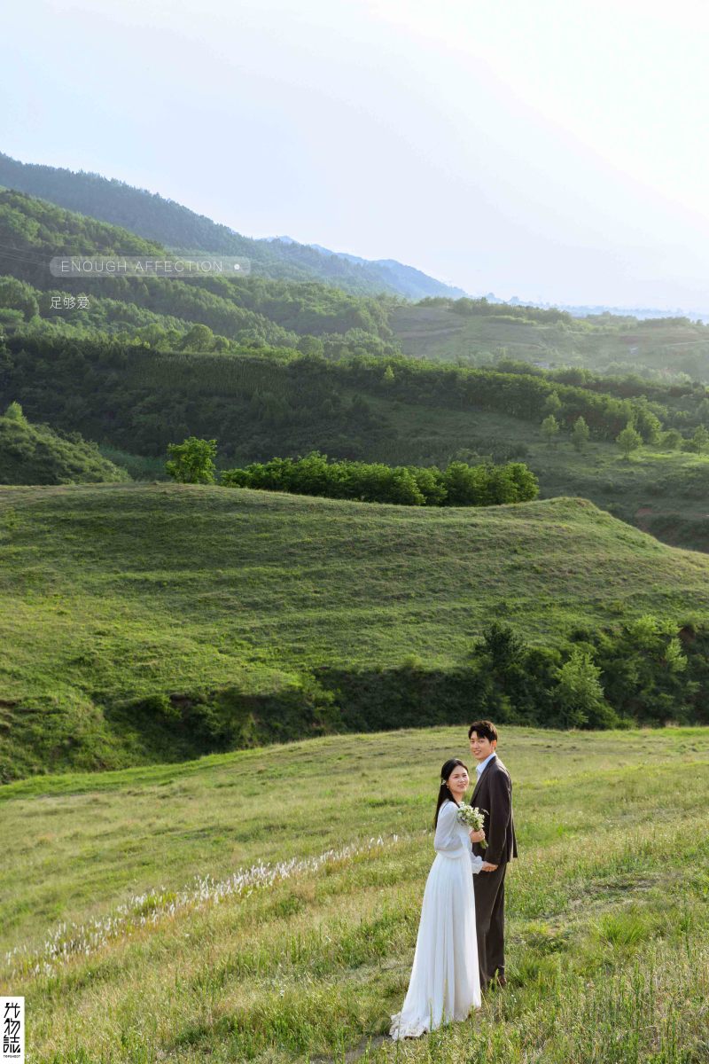 美到想哭1551黎先生况女士氛围森系婚纱照、氛围森系、于志尧、光影掌控者、情绪的记录者。唠一唠，欢乐的一天 美美的照片。、婚纱照