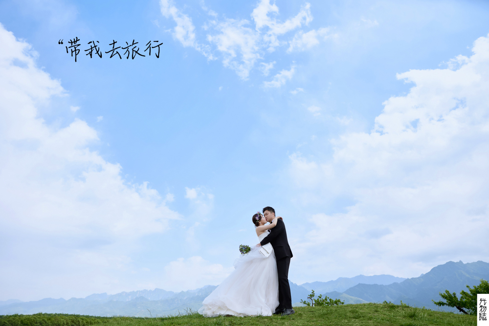 幸福感爆棚马女士氛围森系婚纱照、氛围森系、木子、唠嗑型选手，构图多变、情绪拿捏，特写YYDS、婚纱照