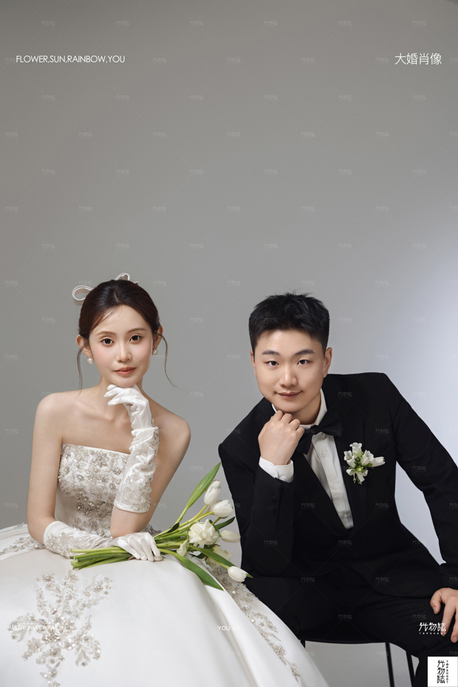 美到心里~雷宇清先生黎丹阳女士极简棚拍婚纱照、极简棚拍、木子、唠嗑型选手，构图多变、情绪拿捏，特写YYDS、婚纱照