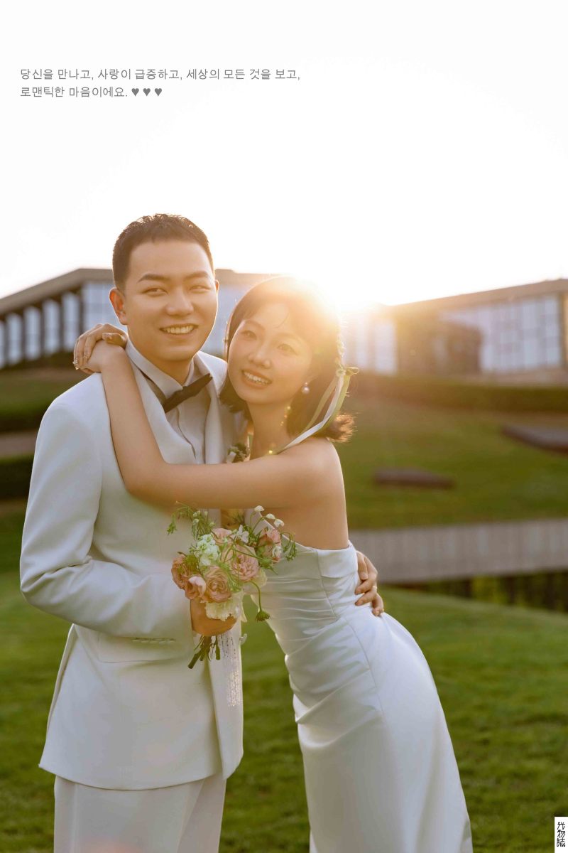 满满狗粮~严娟女士氛围森系婚纱照、氛围森系、韩松、行走的放大镜，现场细节，姿态指导的掌控者、婚纱照