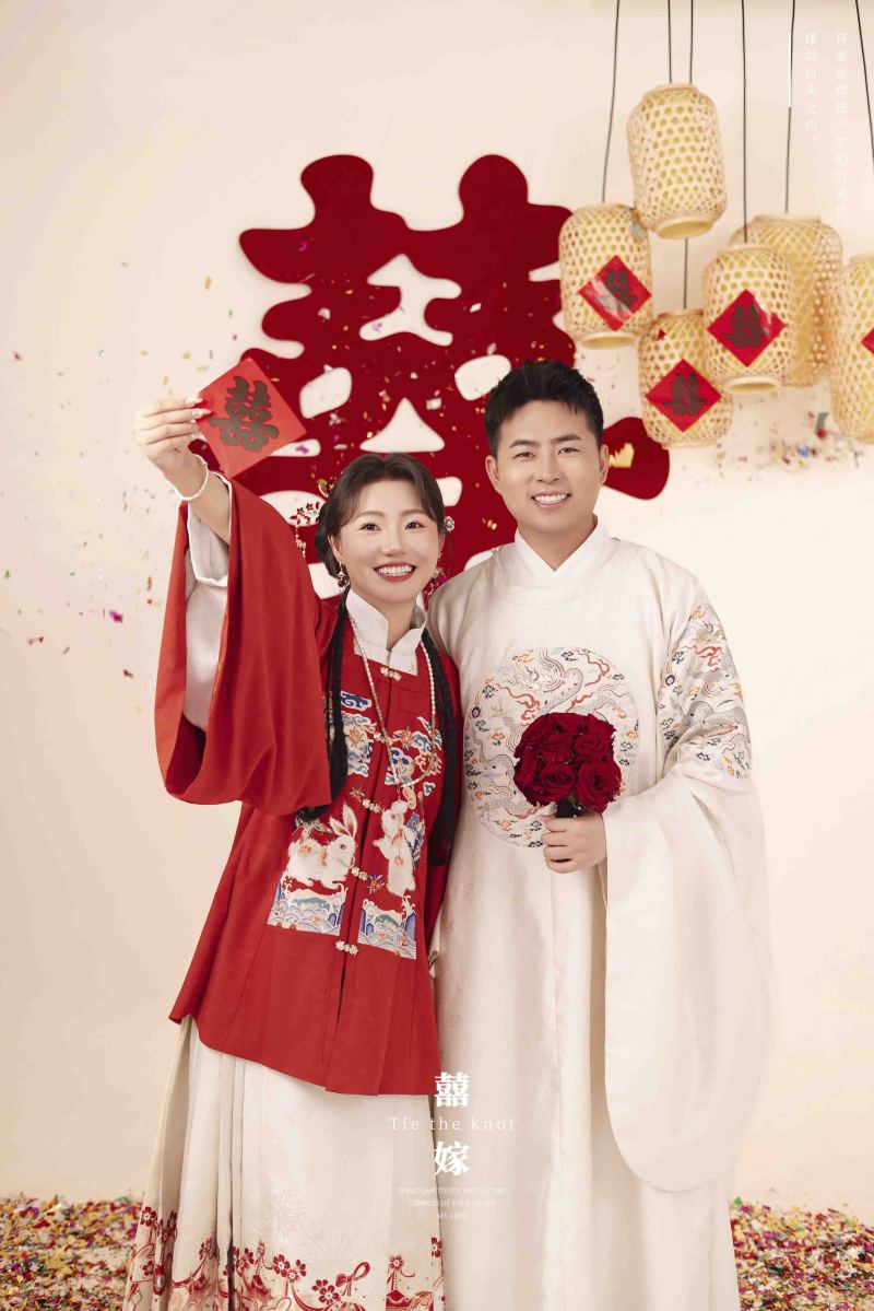 太太太太可了~~！张先生龚女士中式传承婚纱照、中式传承、徐才皓、好像在听单口相声，开心到直不起腰，幸福感MAX、婚纱照