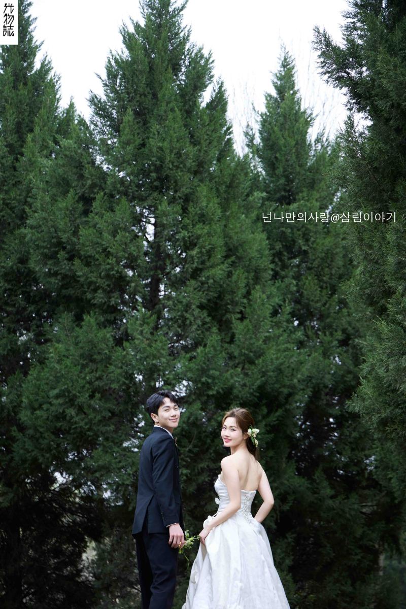太太太太可了~~！高先生吴女士氛围森系婚纱照、氛围森系、毛磊、谁说拍照不能freestyle，创作灵感像吃了炫迈停不下来、婚纱照