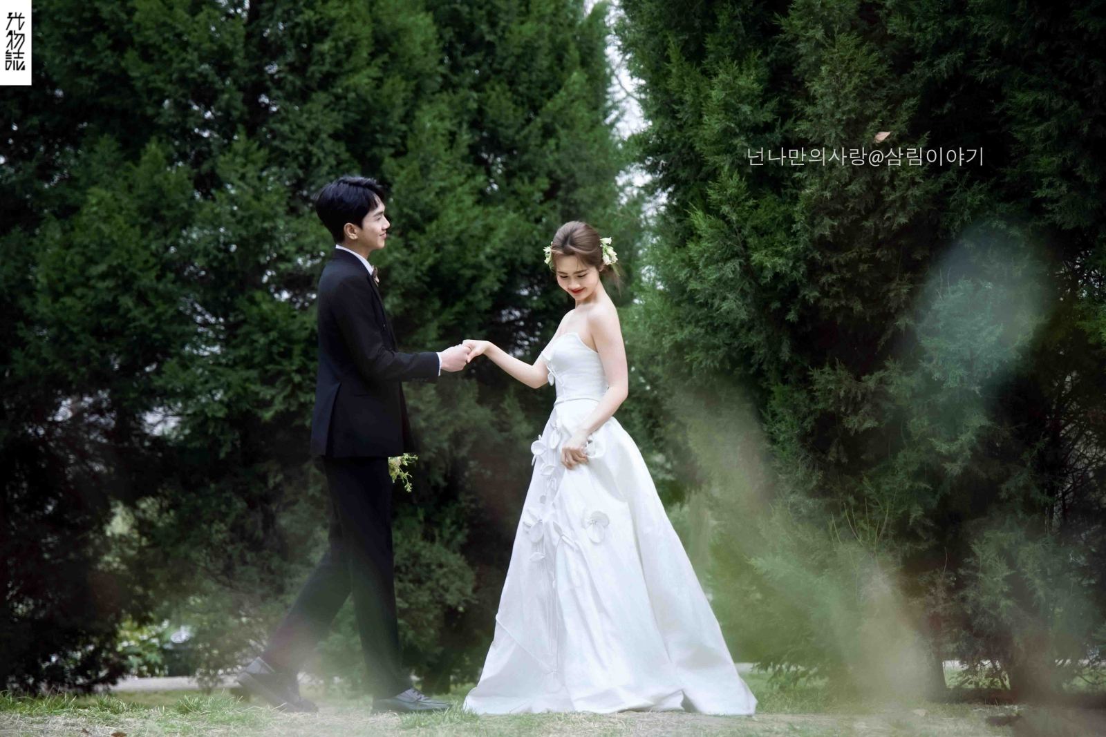 太太太太可了~~！高先生吴女士氛围森系婚纱照、氛围森系、毛磊、谁说拍照不能freestyle，创作灵感像吃了炫迈停不下来、婚纱照