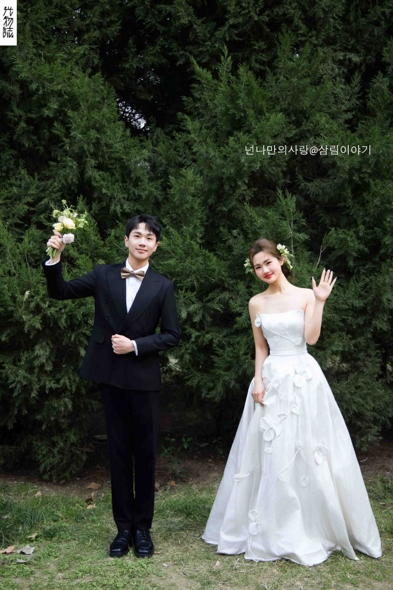 太太太太可了~~！高先生吴女士氛围森系婚纱照、氛围森系、毛磊、谁说拍照不能freestyle，创作灵感像吃了炫迈停不下来、婚纱照