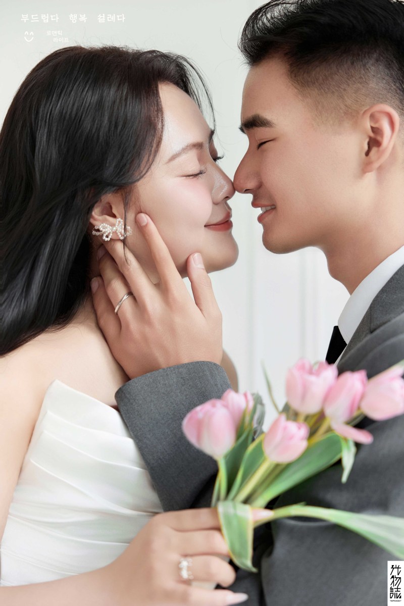 李先生绍女士极简棚拍婚纱照、极简棚拍、毛磊、谁说拍照不能freestyle，创作灵感像吃了炫迈停不下来、婚纱照