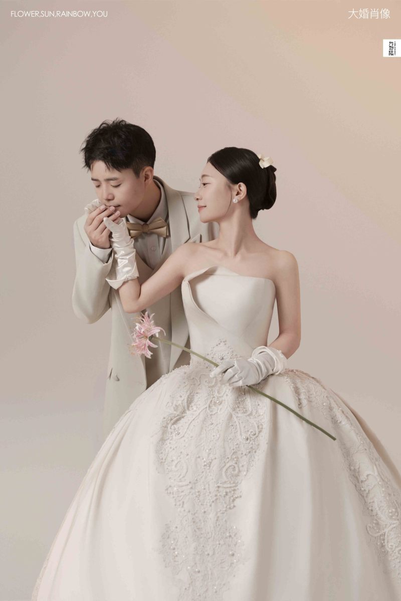 美到想哭1551梅先生王女士极简棚拍婚纱照、极简棚拍、正林、眼睛就是测光仪，任何场地都能发挥成MVP、婚纱照