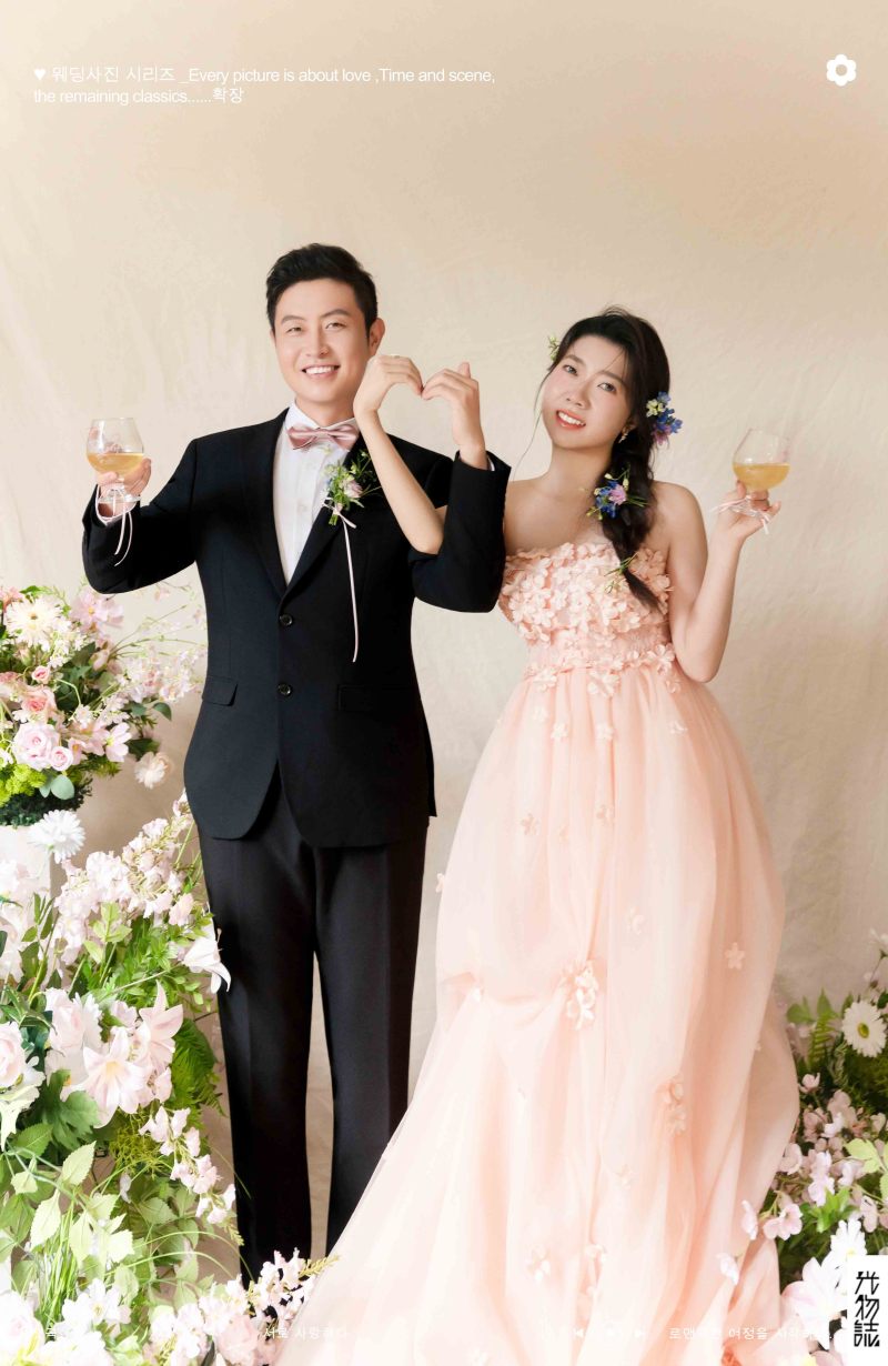幸福感爆棚郭先生熊女士极简棚拍婚纱照、极简棚拍、正林、眼睛就是测光仪，任何场地都能发挥成MVP、婚纱照