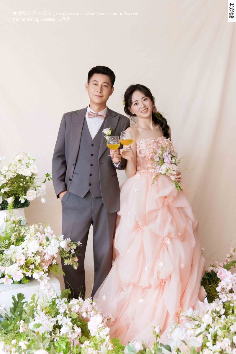 马先生樊女士极简棚拍婚纱照、极简棚拍、毛磊、谁说拍照不能freestyle，创作灵感像吃了炫迈停不下来、婚纱照