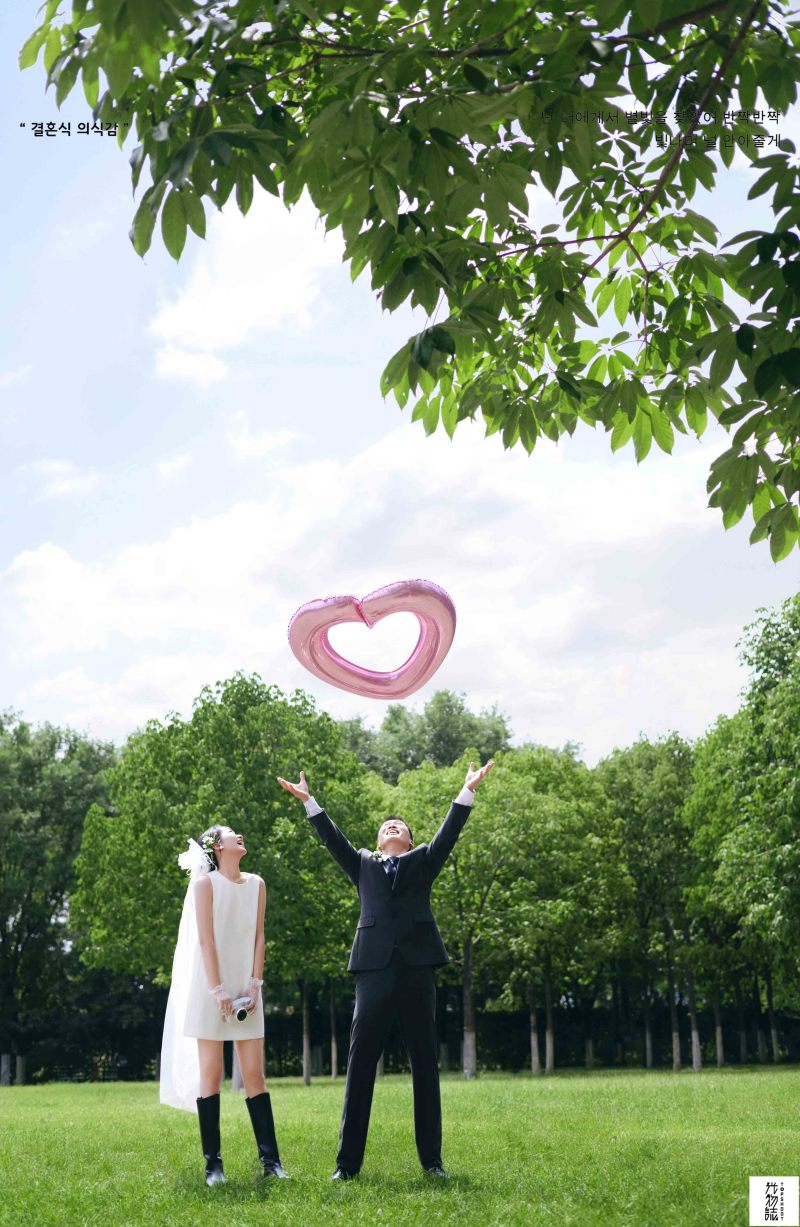 看一点小甜蜜~徐先生邢女士氛围森系婚纱照、氛围森系、徐才皓、好像在听单口相声，开心到直不起腰，幸福感MAX、婚纱照