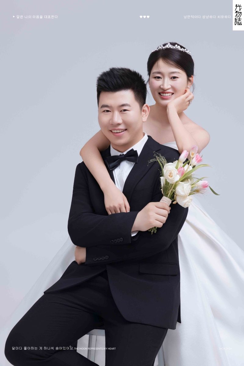 幸福感爆棚曹逸群先生刘丽静女士极简棚拍婚纱照、极简棚拍、韩松、行走的放大镜，现场细节，姿态指导的掌控者、婚纱照