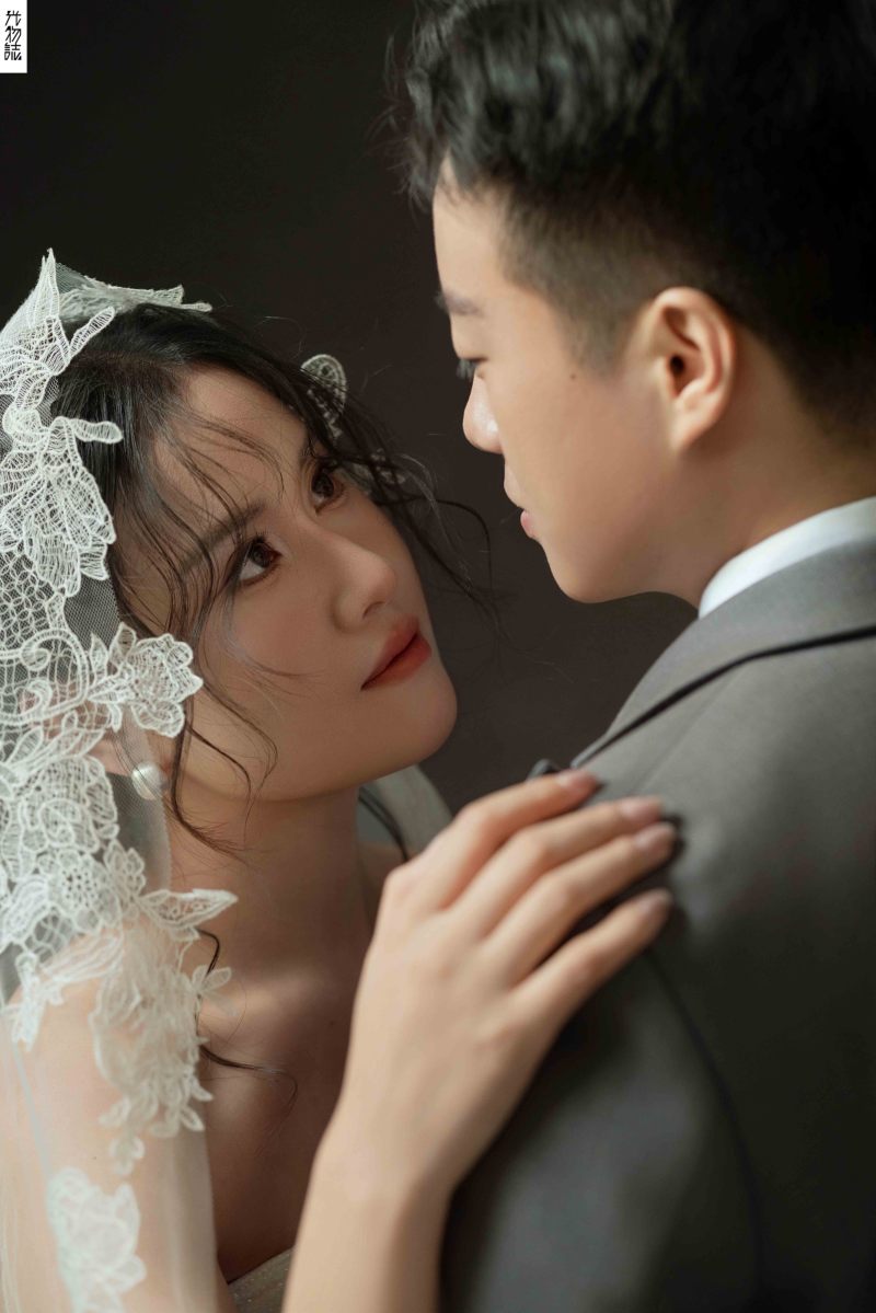 今日婚纱OOTD.邢先生刘女士怀旧复古婚纱照、怀旧复古、徐才皓、好像在听单口相声，开心到直不起腰，幸福感MAX、婚纱照