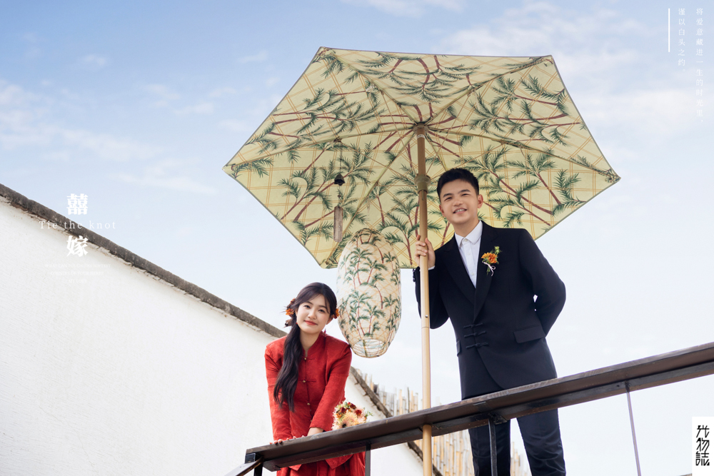 今日婚纱OOTD.陈坚先生赵海燕女士中式传承婚纱照、中式传承、木子、唠嗑型选手，构图多变、情绪拿捏，特写YYDS、婚纱照