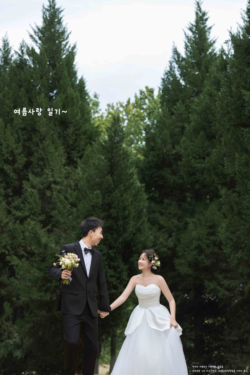 小小小清新:)方先生王女士氛围森系婚纱照、氛围森系、徐才皓、好像在听单口相声，开心到直不起腰，幸福感MAX、婚纱照