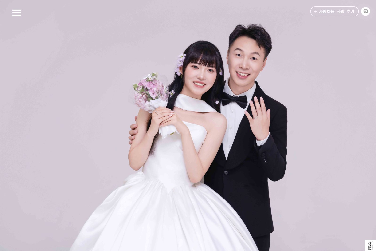 你的女孩(*^＠^*)樊先生张女士极简棚拍婚纱照、极简棚拍、白玛、怀疑是不是修导演系，拍照像电影一样的构图和质感、婚纱照