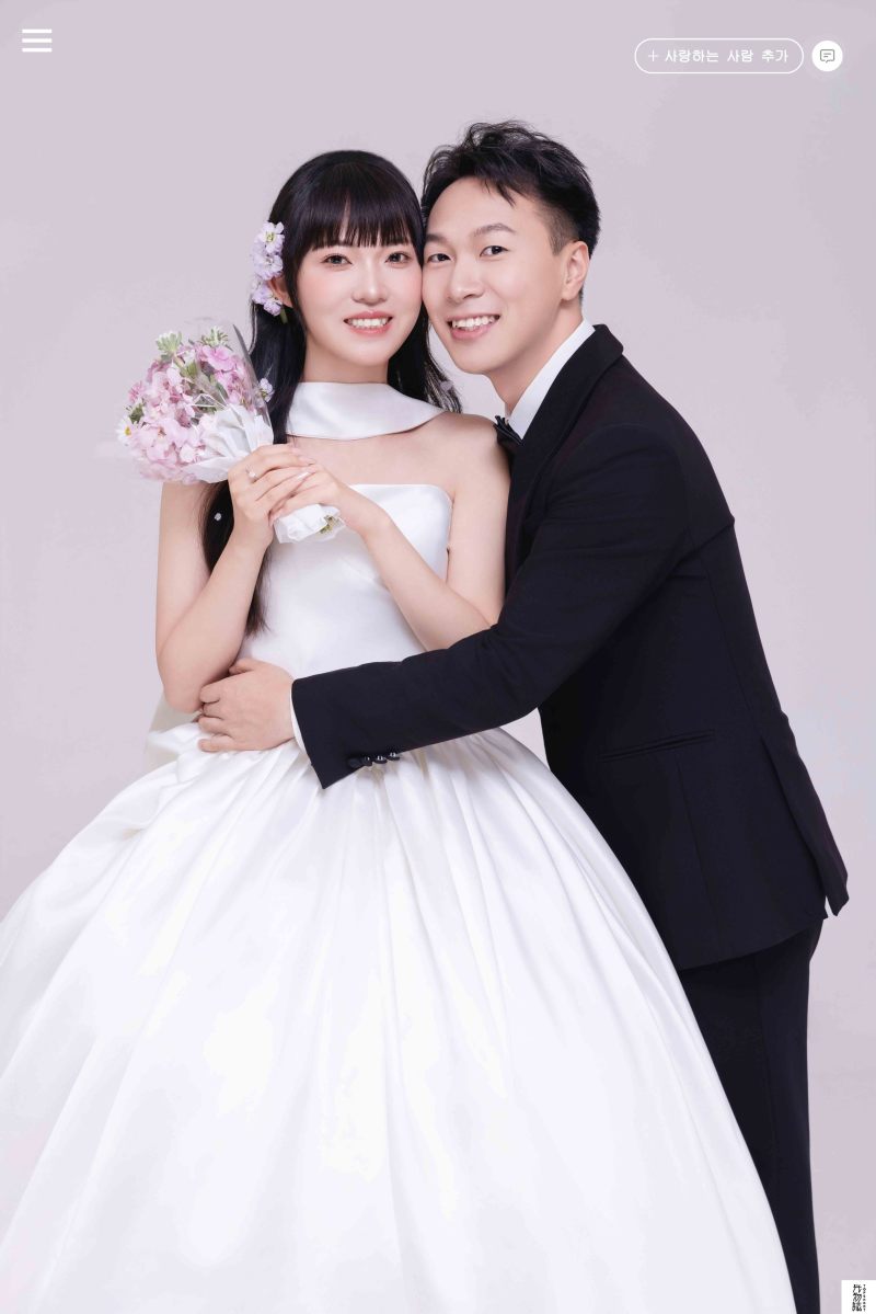 你的女孩(*^＠^*)樊先生张女士极简棚拍婚纱照、极简棚拍、白玛、怀疑是不是修导演系，拍照像电影一样的构图和质感、婚纱照