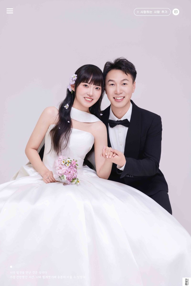 你的女孩(*^＠^*)樊先生张女士极简棚拍婚纱照、极简棚拍、白玛、怀疑是不是修导演系，拍照像电影一样的构图和质感、婚纱照